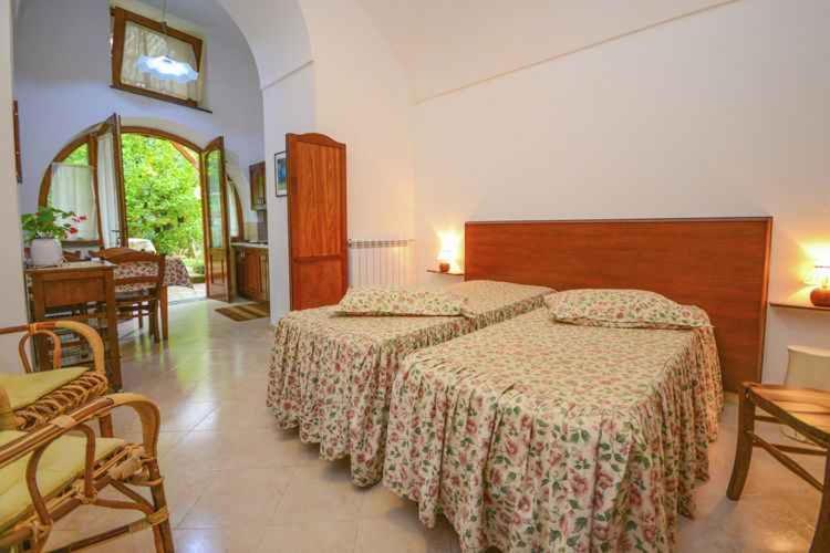 Apartment 3 *