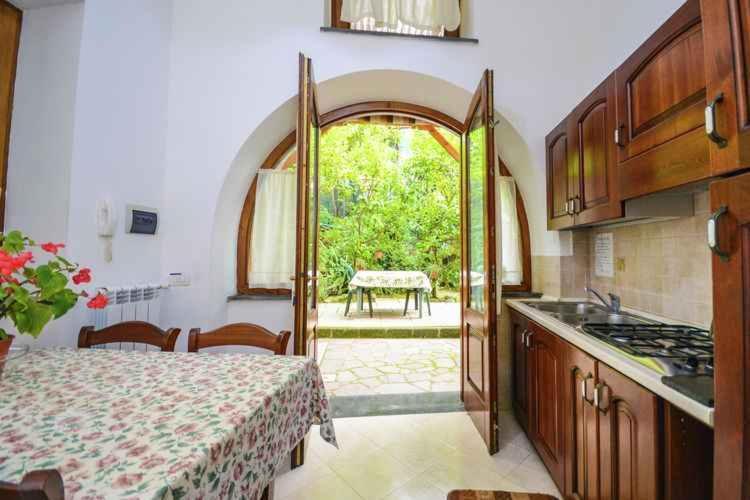 Apartment 3 *
