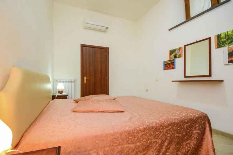 3 Apartment *
