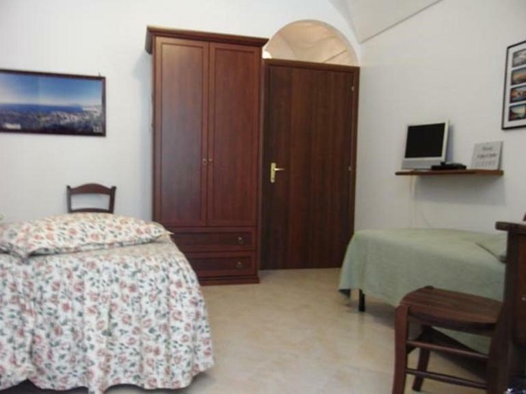 Apartment 3 *